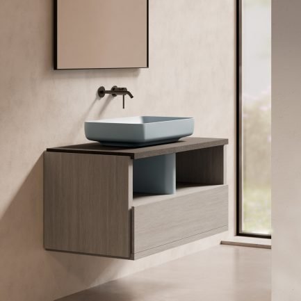Lari, mobile da bagno rovere grigio con top in pietralavica e lavabo laguna opaco di Alice