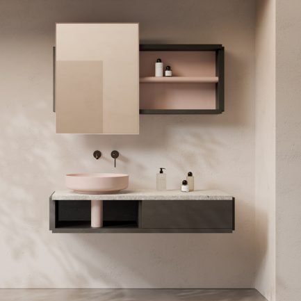 Lari, mobile da bagno rovere scuro con top in marmoresina e lavabo rosa opaco di Alice
